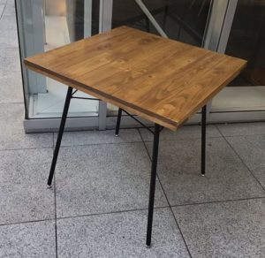 パイン材のコンパクトなダイニングテーブル 梅田店 スタッフブログ 家具 インテリア通販のnoce パイン材のコンパクトなダイニングテーブル 梅田店 スタッフブログ 家具 インテリア通販のnoce